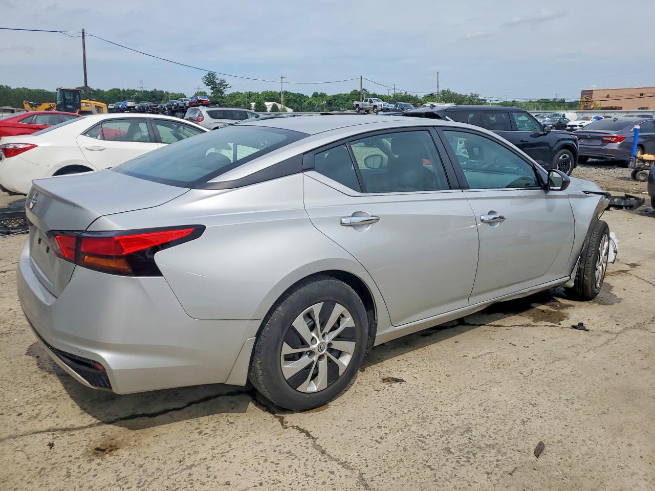 2024 NISSAN ALTIMA