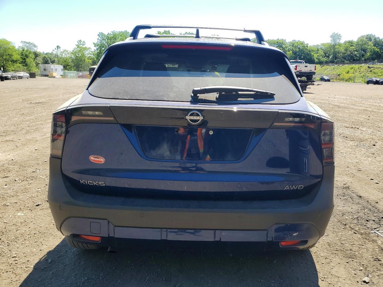 2026 NISSAN KICKS