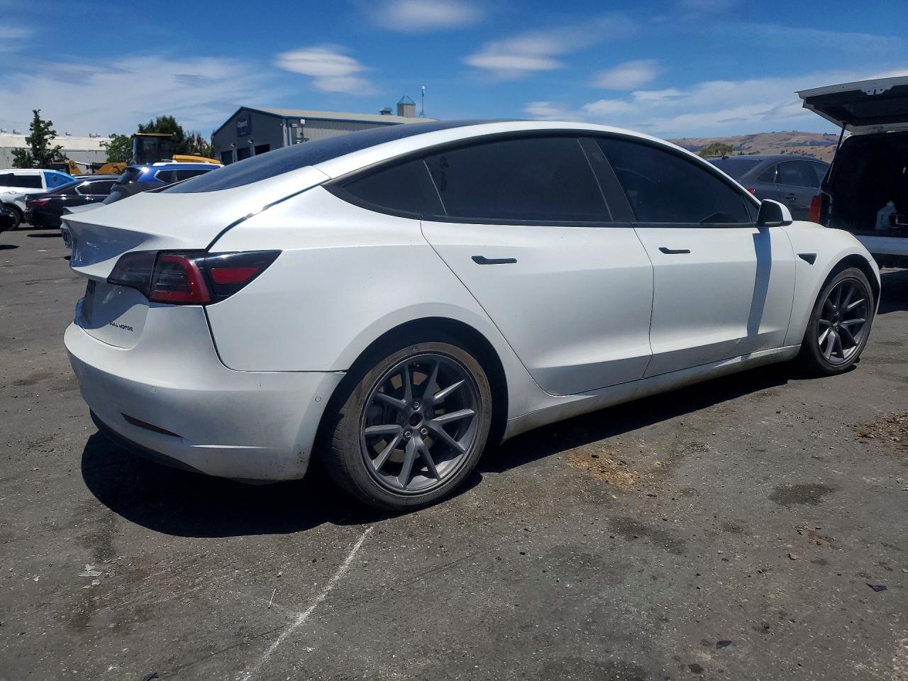 2021 TESLA MODEL 3