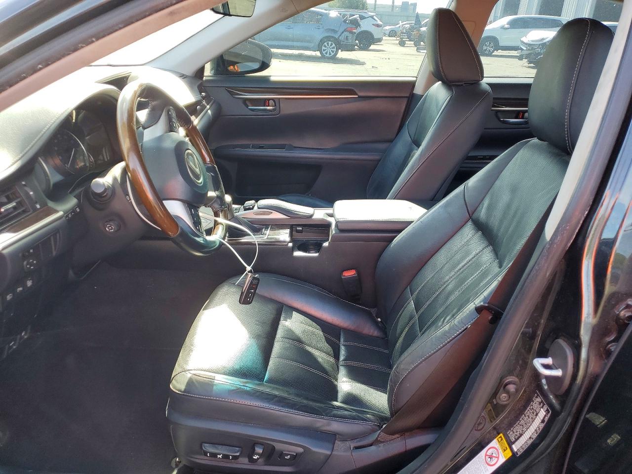 2016 LEXUS ES350