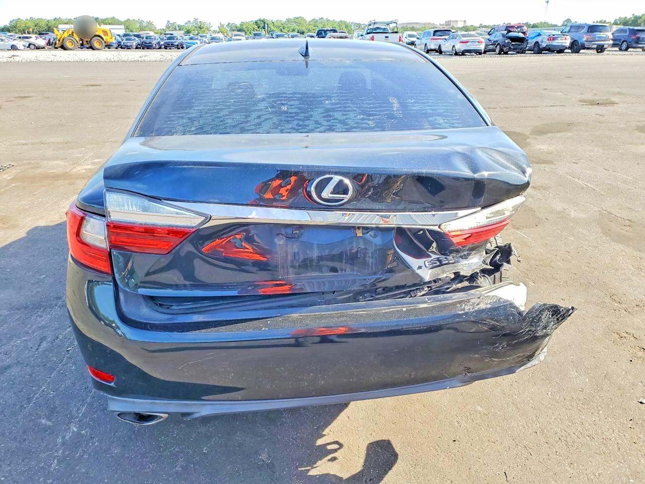 2016 LEXUS ES350