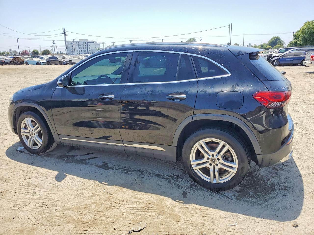 2022 MERCEDES-BENZ GLA-CLASS