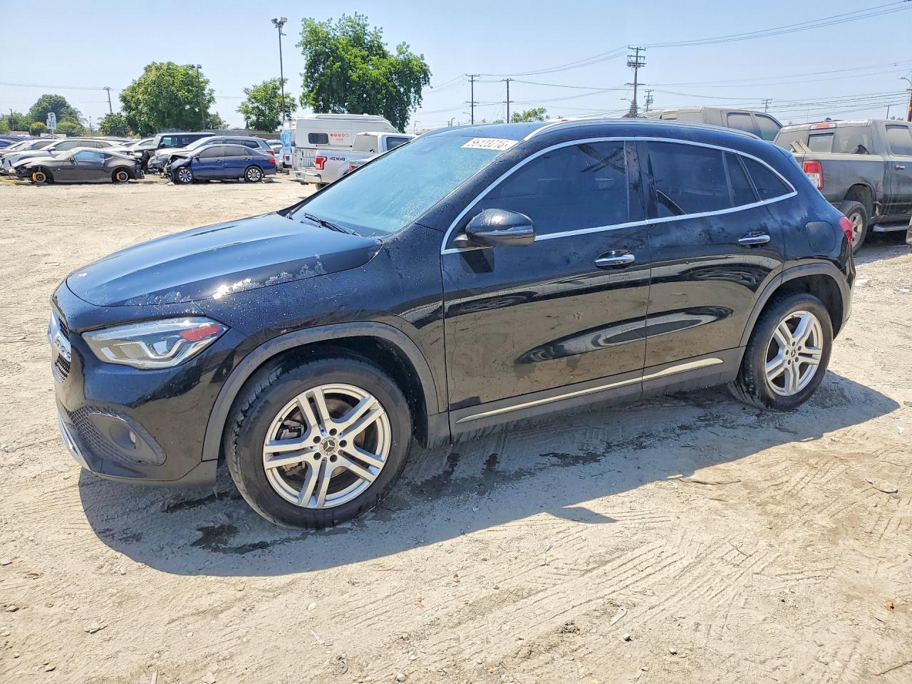 2022 MERCEDES-BENZ GLA-CLASS