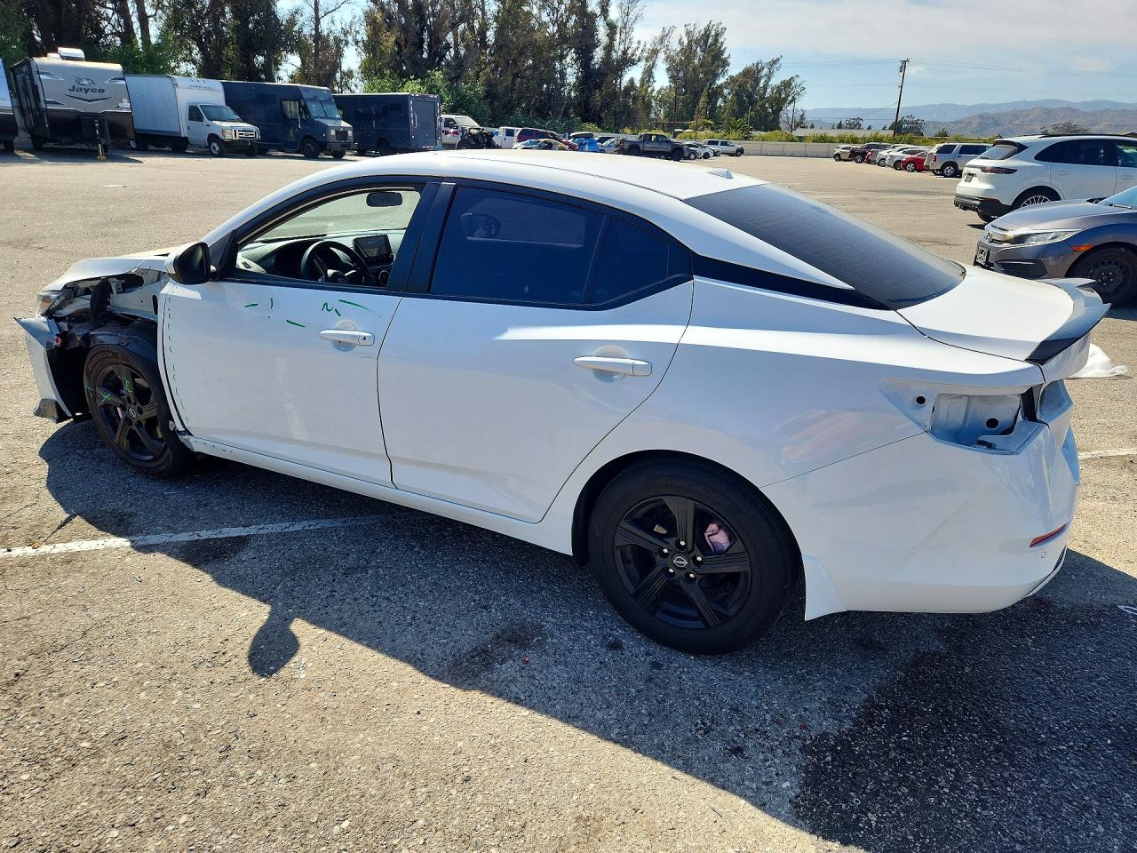 2025 NISSAN SENTRA