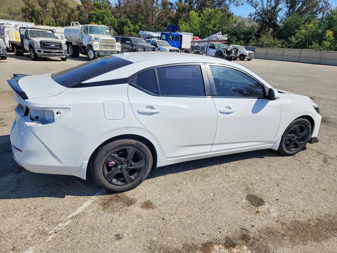 2025 NISSAN SENTRA