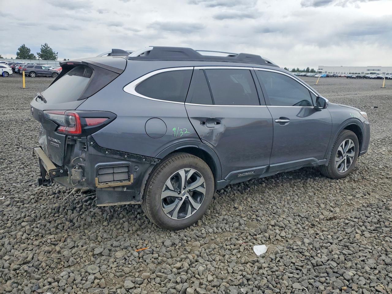 2021 SUBARU OUTBACK