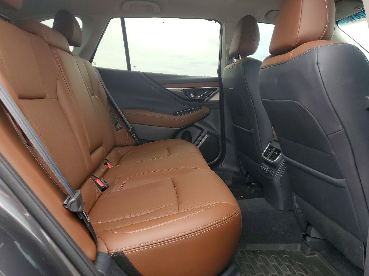 2021 SUBARU OUTBACK
