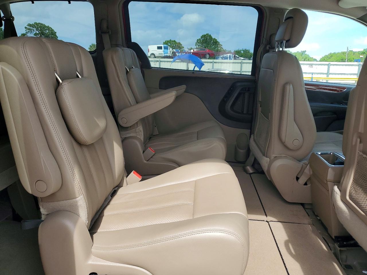 2013 CHRYSLER MINIVAN