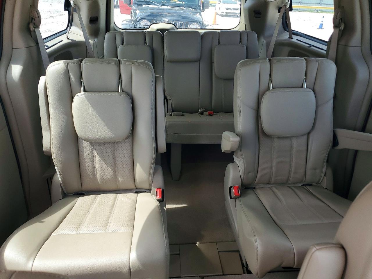 2013 CHRYSLER MINIVAN