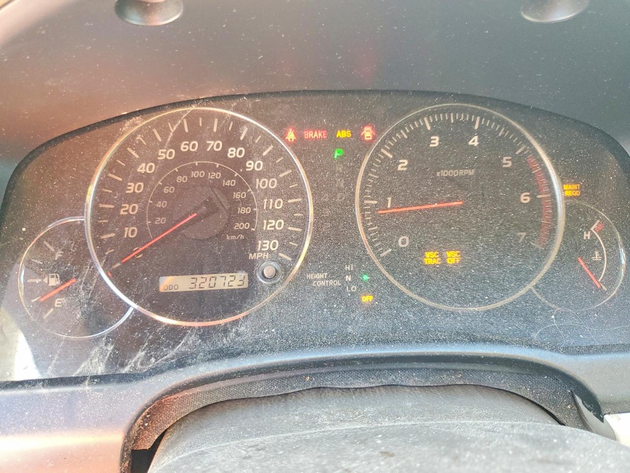 2004 LEXUS GX