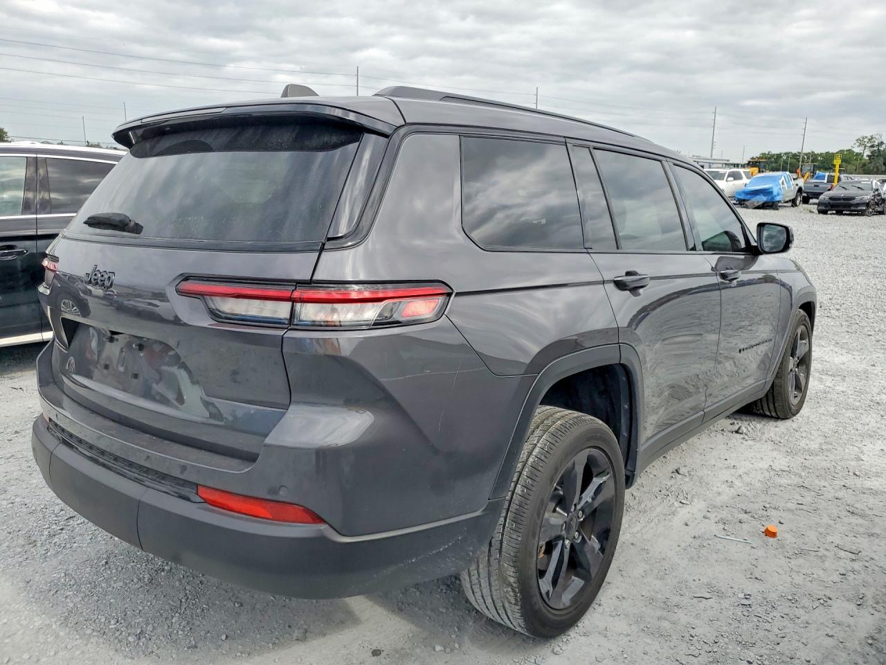 2025 JEEP CHEROKEE