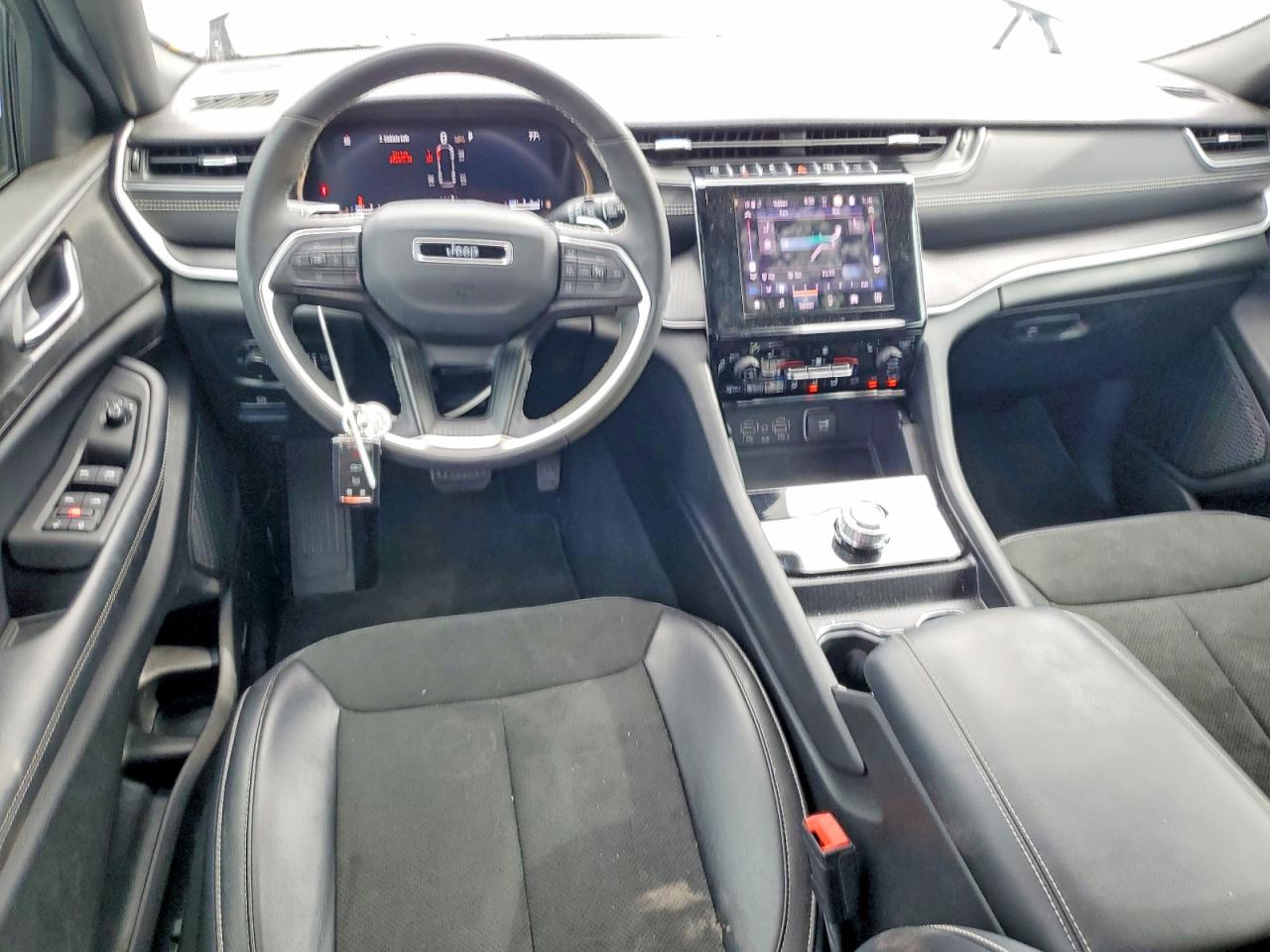2025 JEEP CHEROKEE