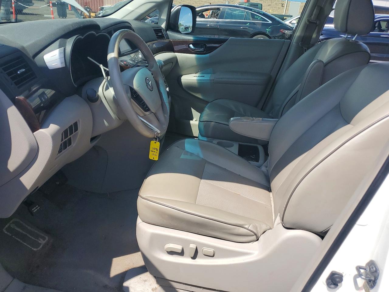 2015 NISSAN QUEST