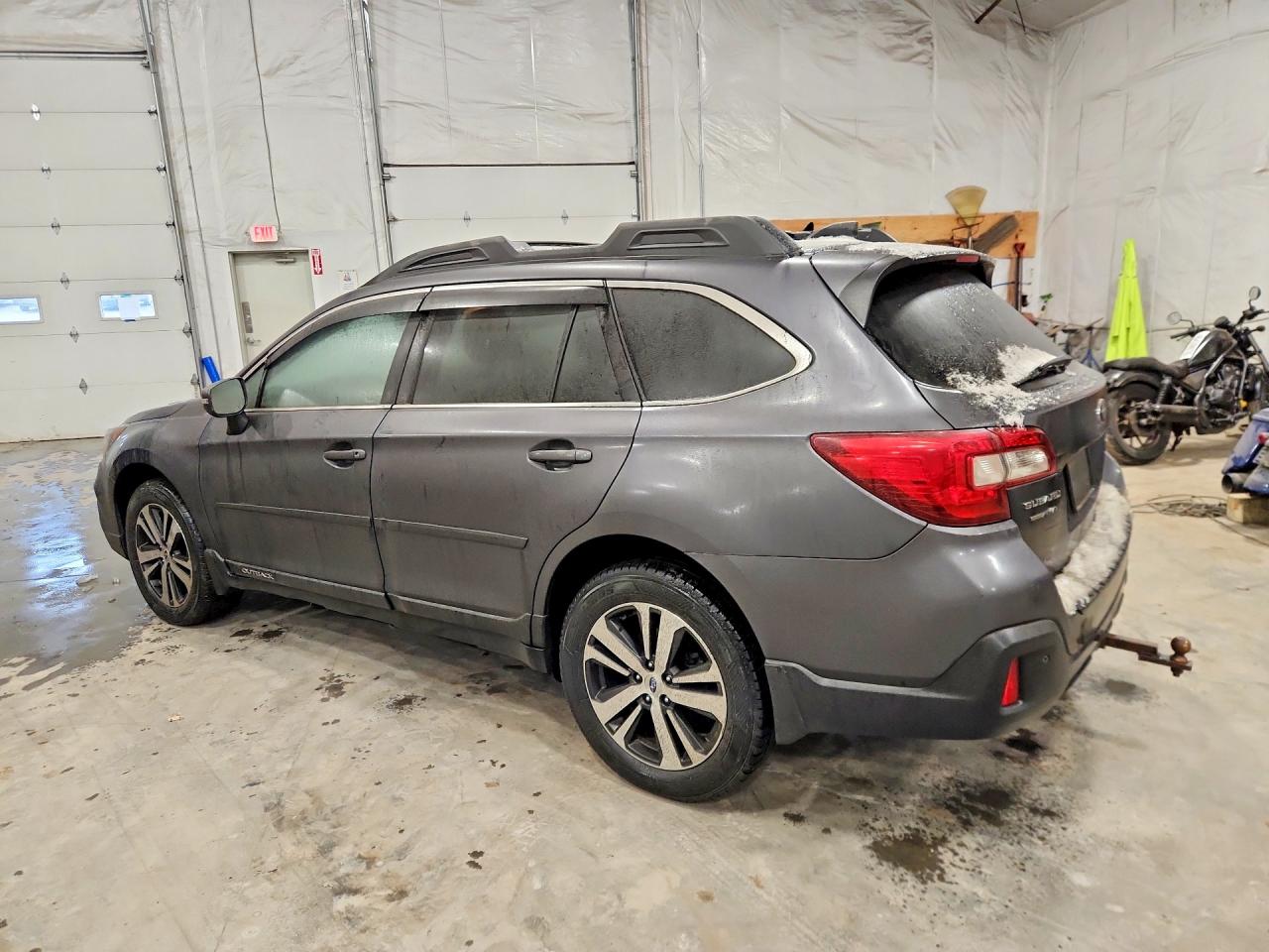 2018 SUBARU OUTBACK