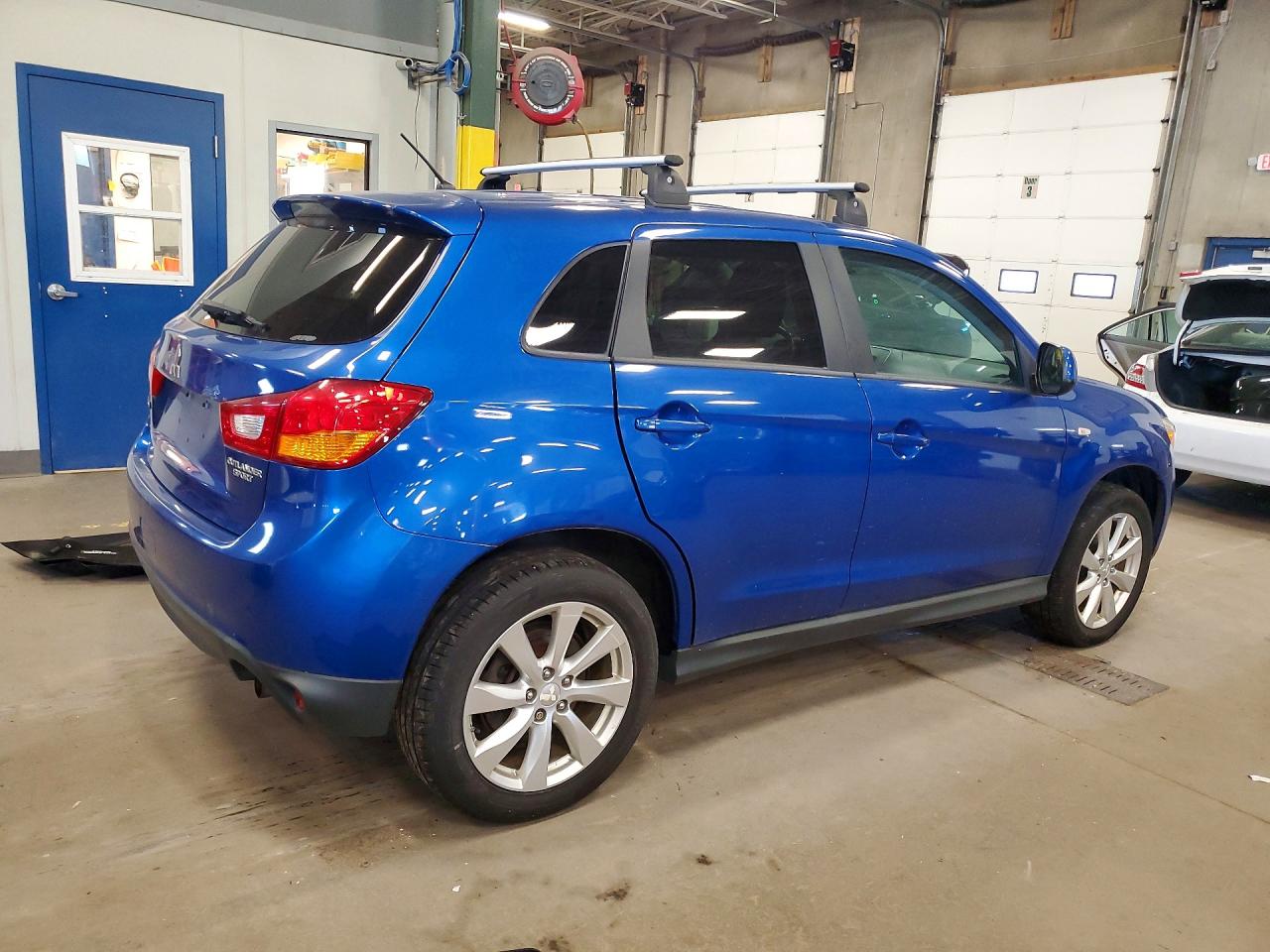 2015 MITSUBISHI OUTLANDER