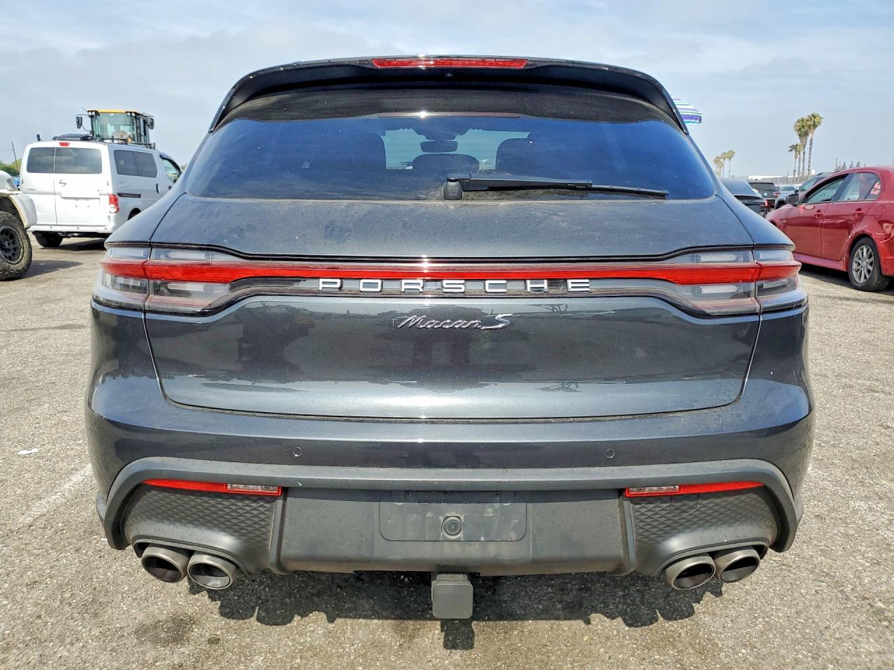2023 PORSCHE MACAN