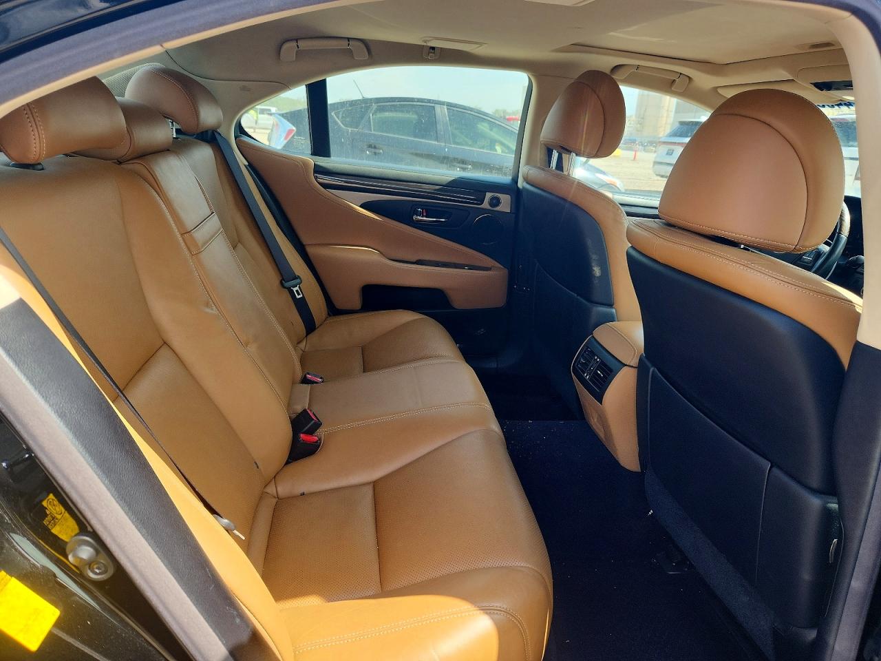 2014 LEXUS LS460