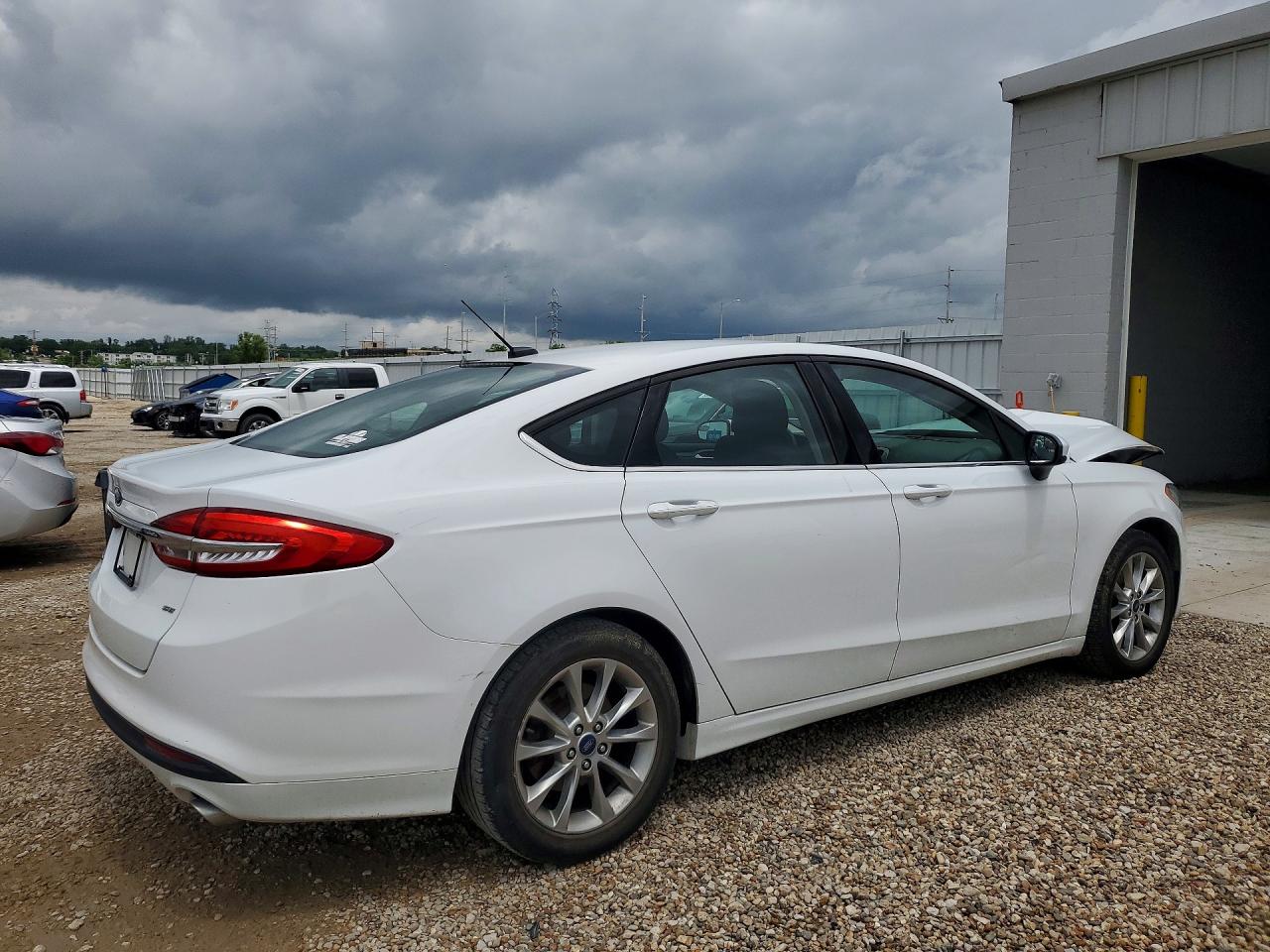 2017 FORD FUSION