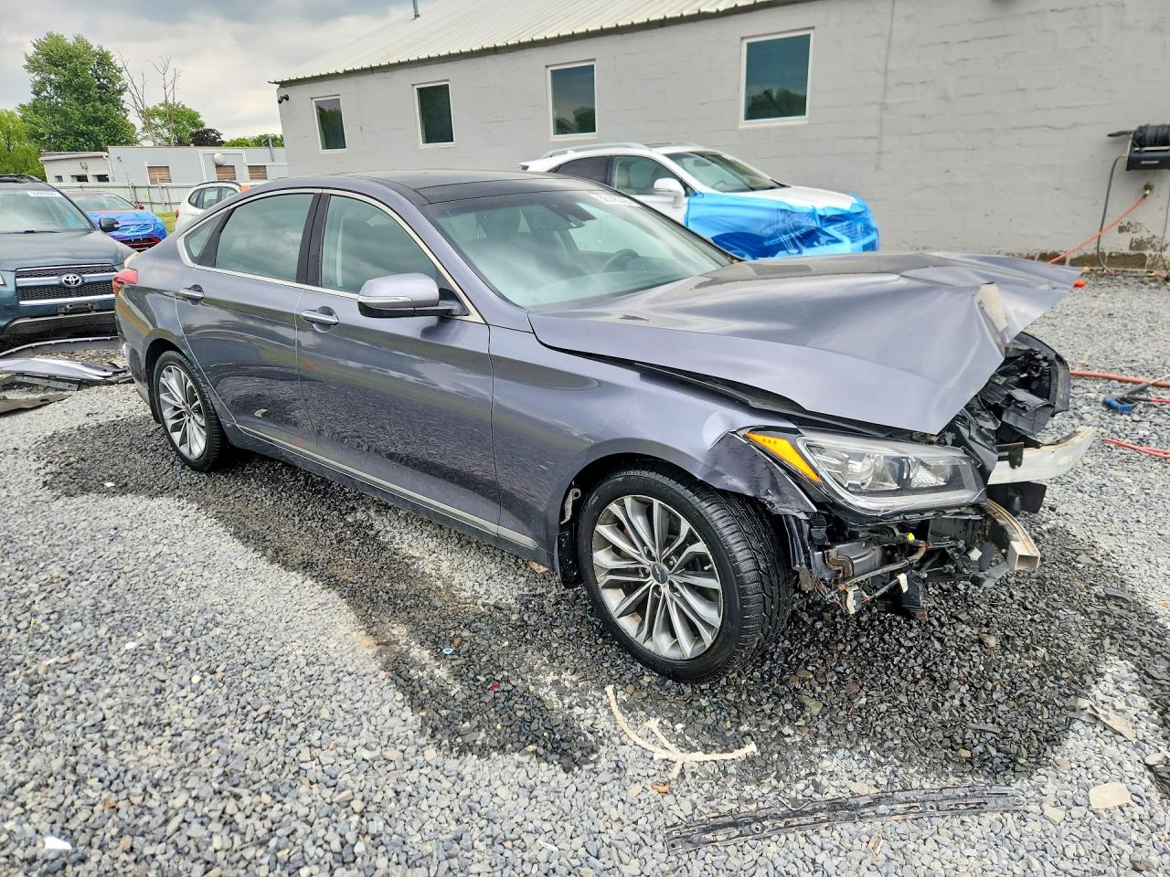 2016 HYUNDAI GENESIS