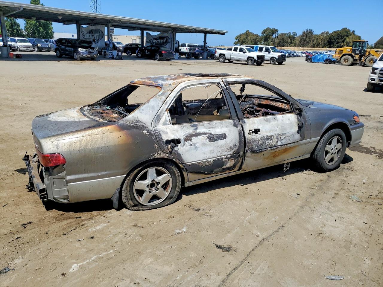 2001 TOYOTA CAMRY