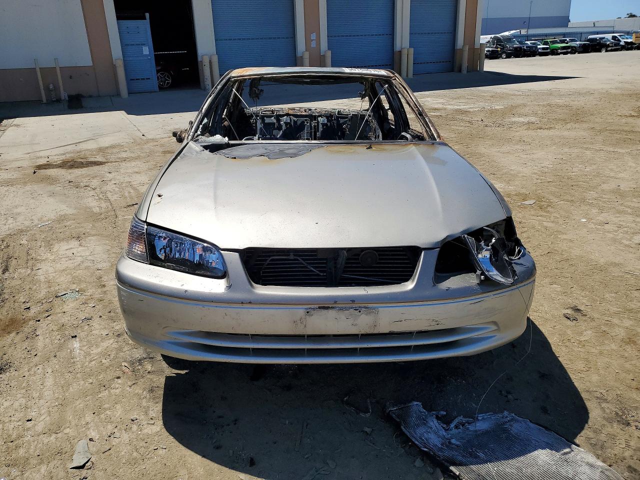 2001 TOYOTA CAMRY
