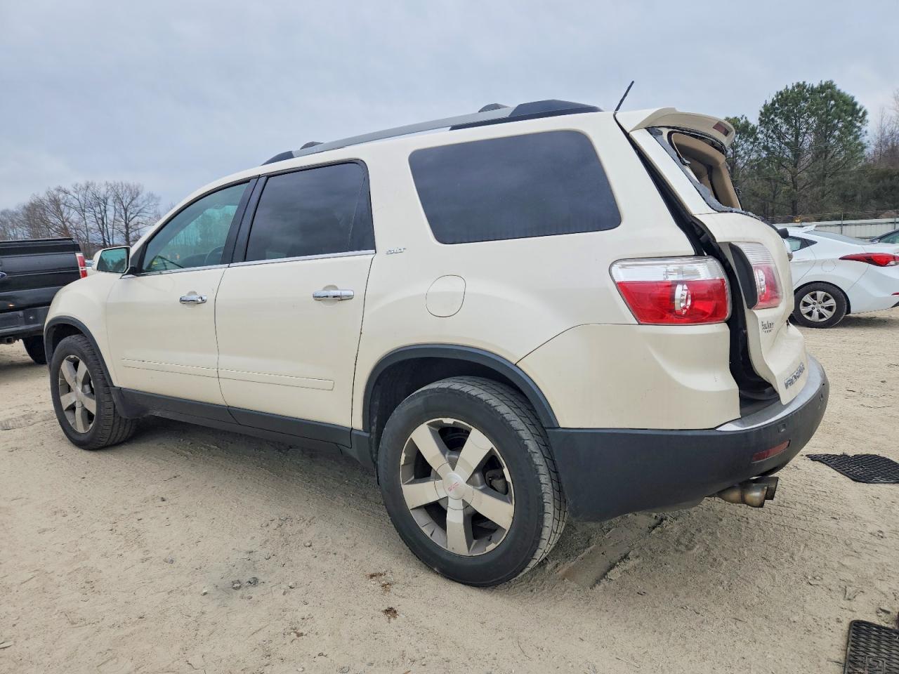 2011 GMC ACADIA