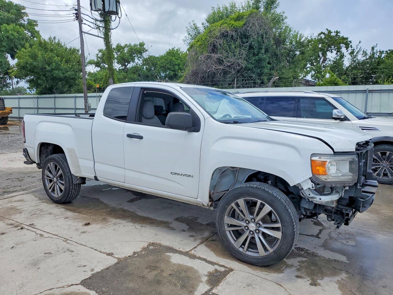 2016 GMC CANYON