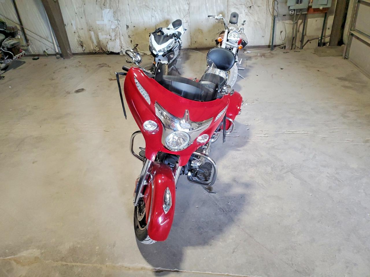 2014 INDIAN MOTORCYCLE CO. MOTORCYCLE