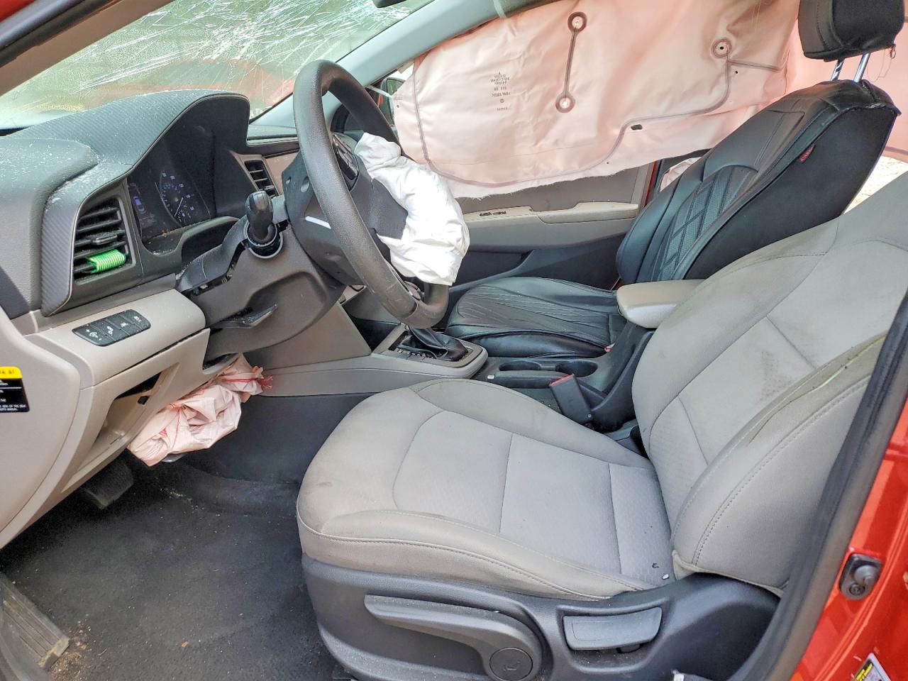 2019 HYUNDAI ELANTRA
