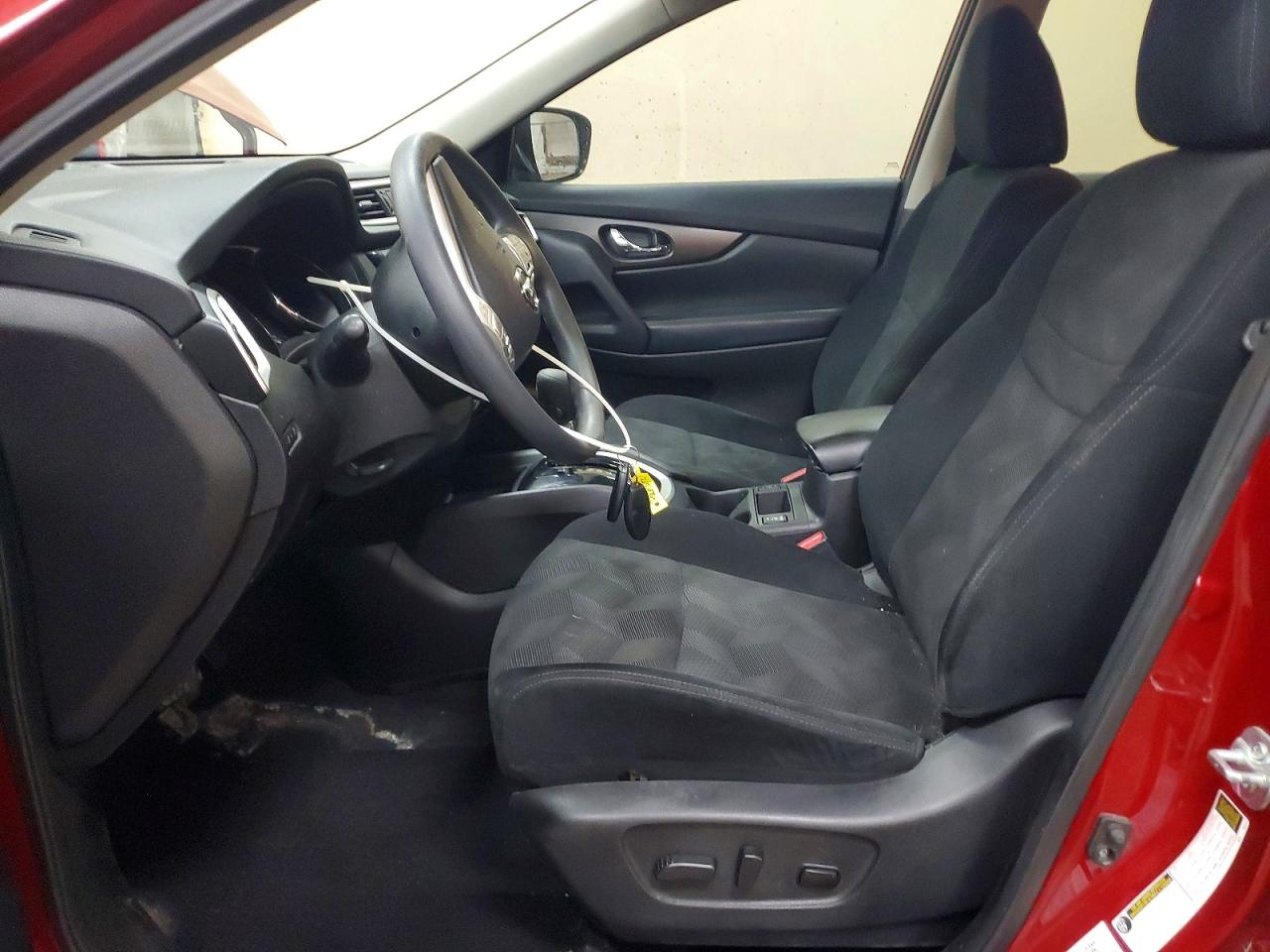 2015 NISSAN ROGUE
