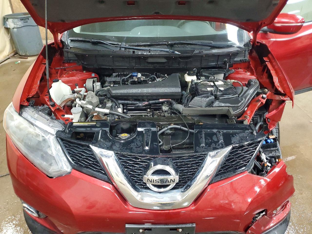 2015 NISSAN ROGUE