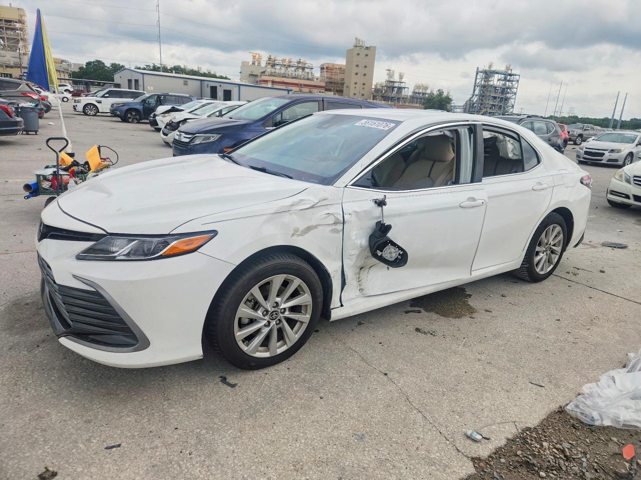 2024 TOYOTA CAMRY