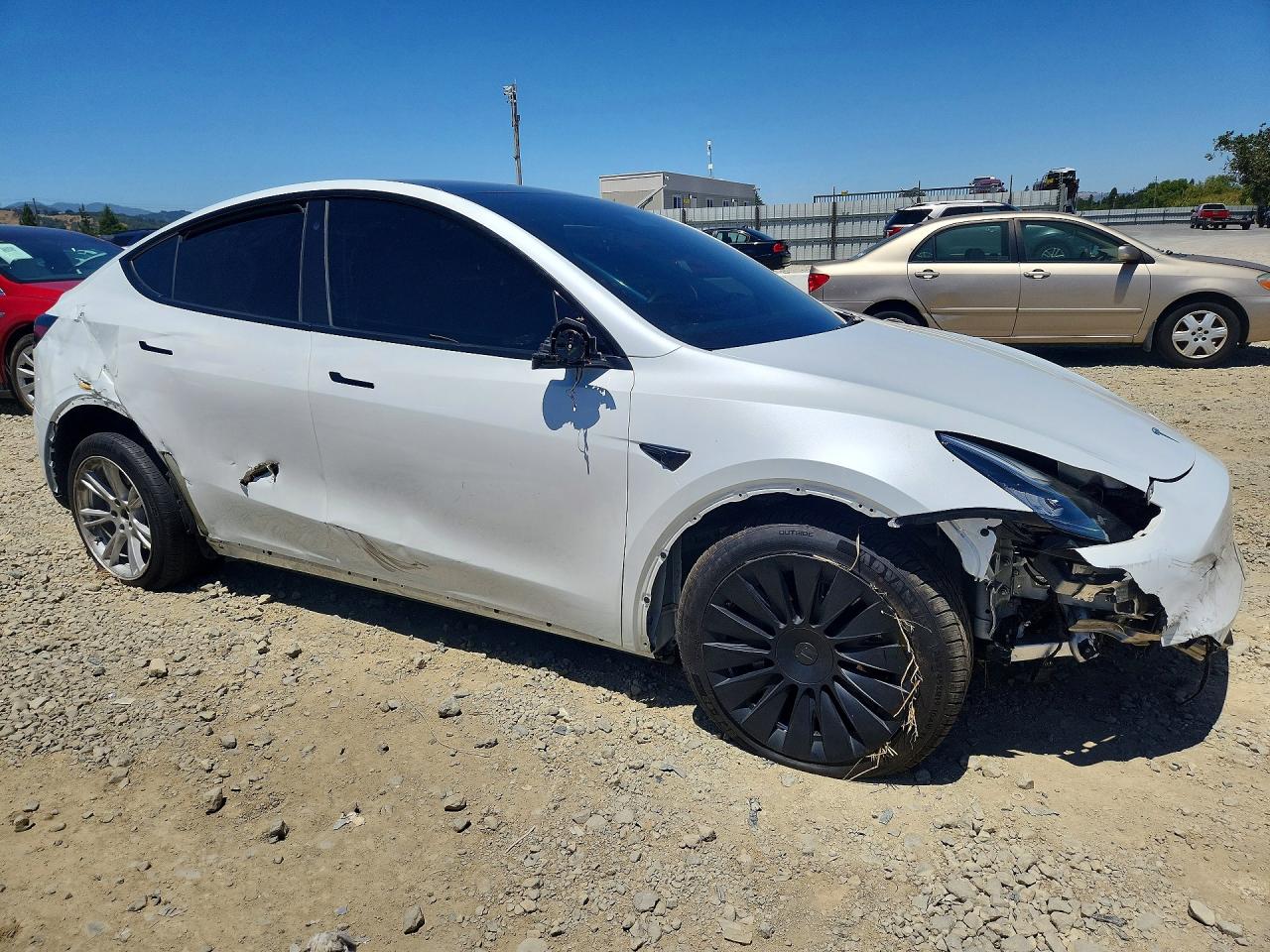 2023 TESLA MODEL Y