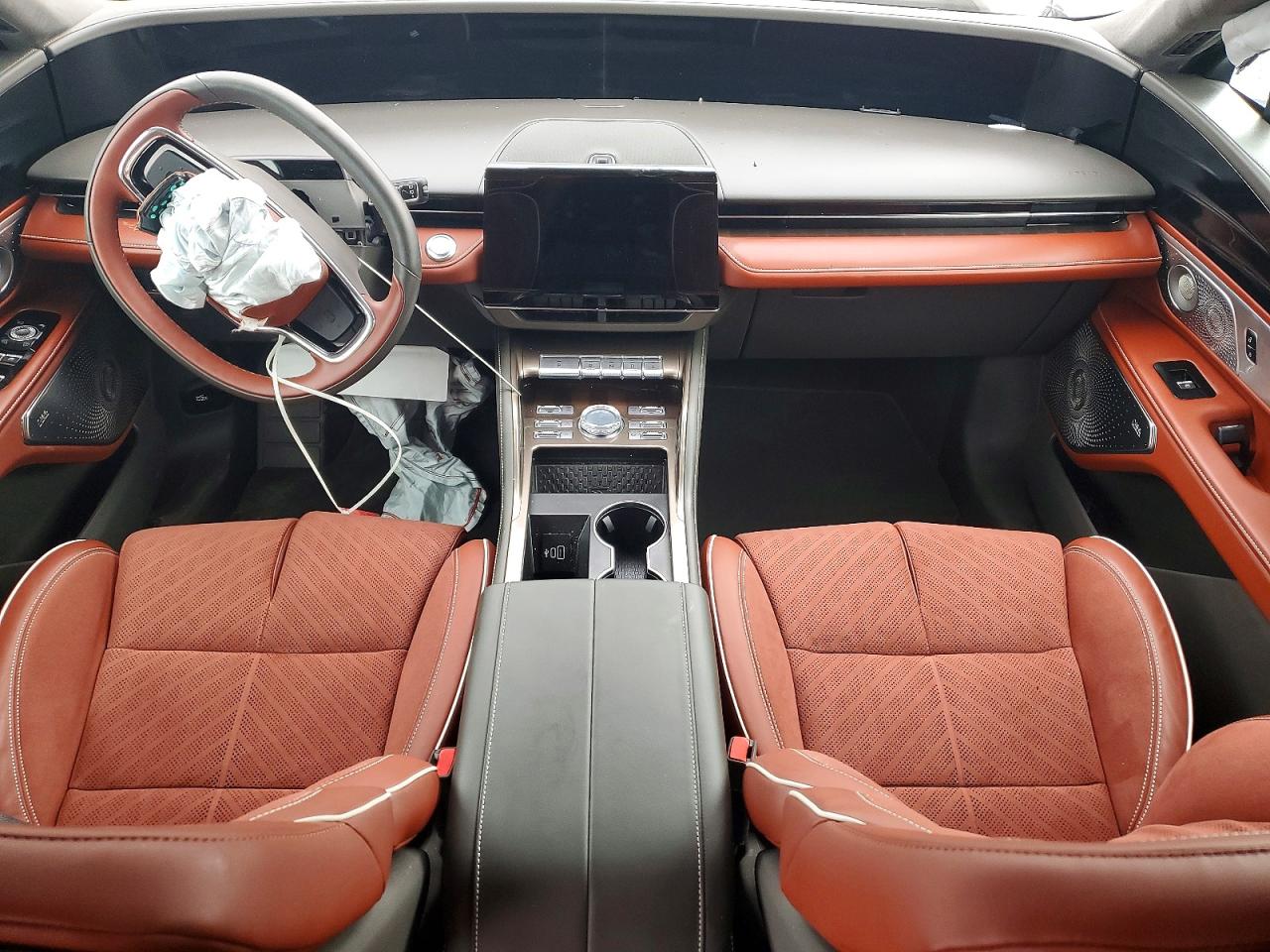 2025 LINCOLN NAUTILUS