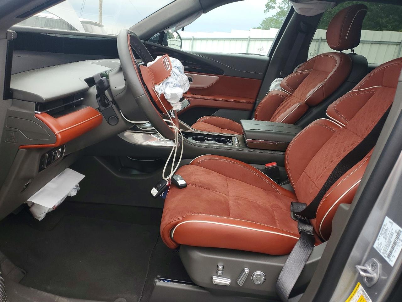 2025 LINCOLN NAUTILUS