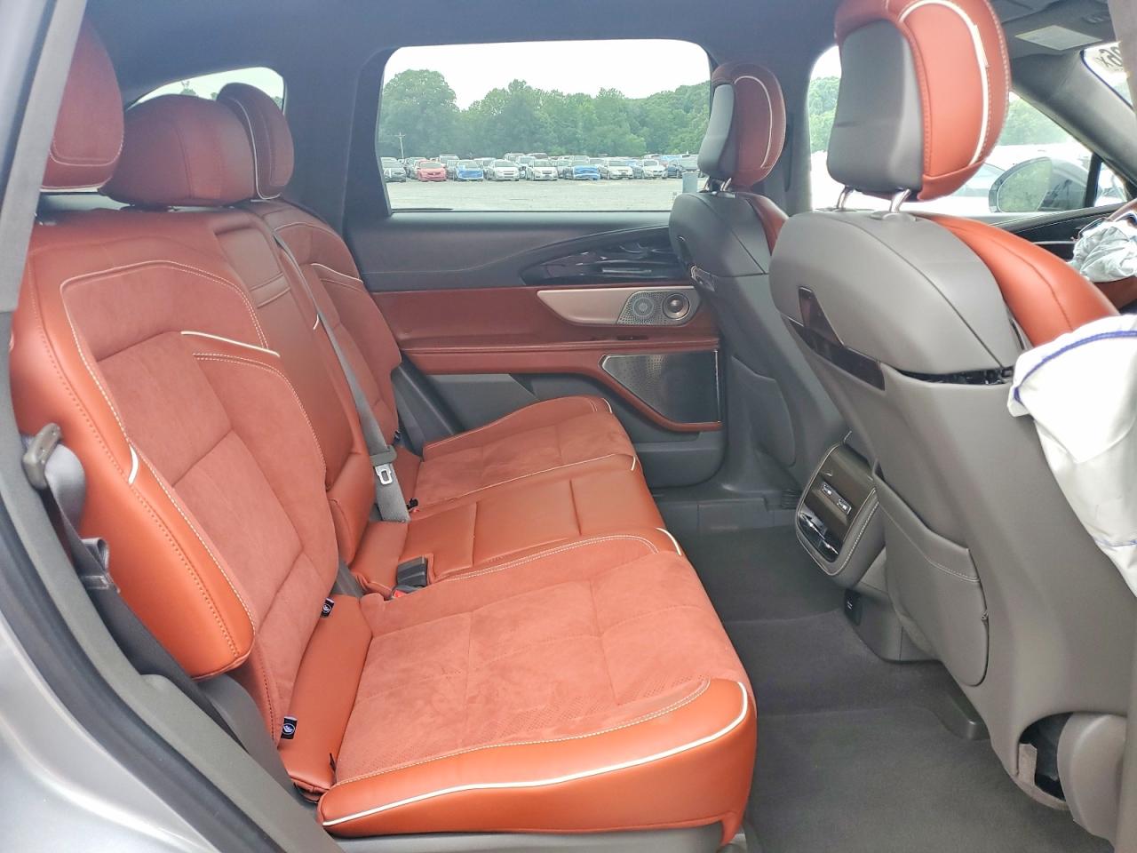 2025 LINCOLN NAUTILUS