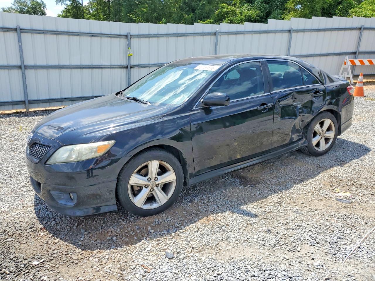 2011 TOYOTA CAMRY