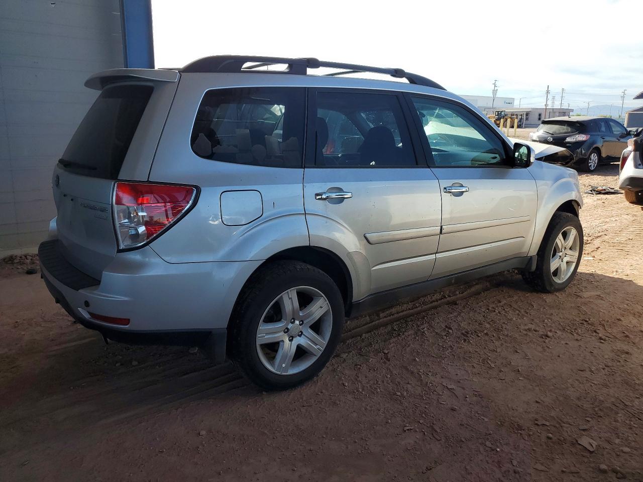 2010 SUBARU FORESTER