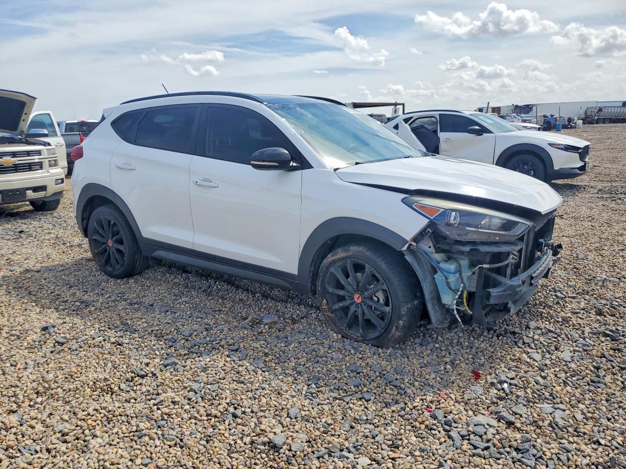 2017 HYUNDAI TUCSON