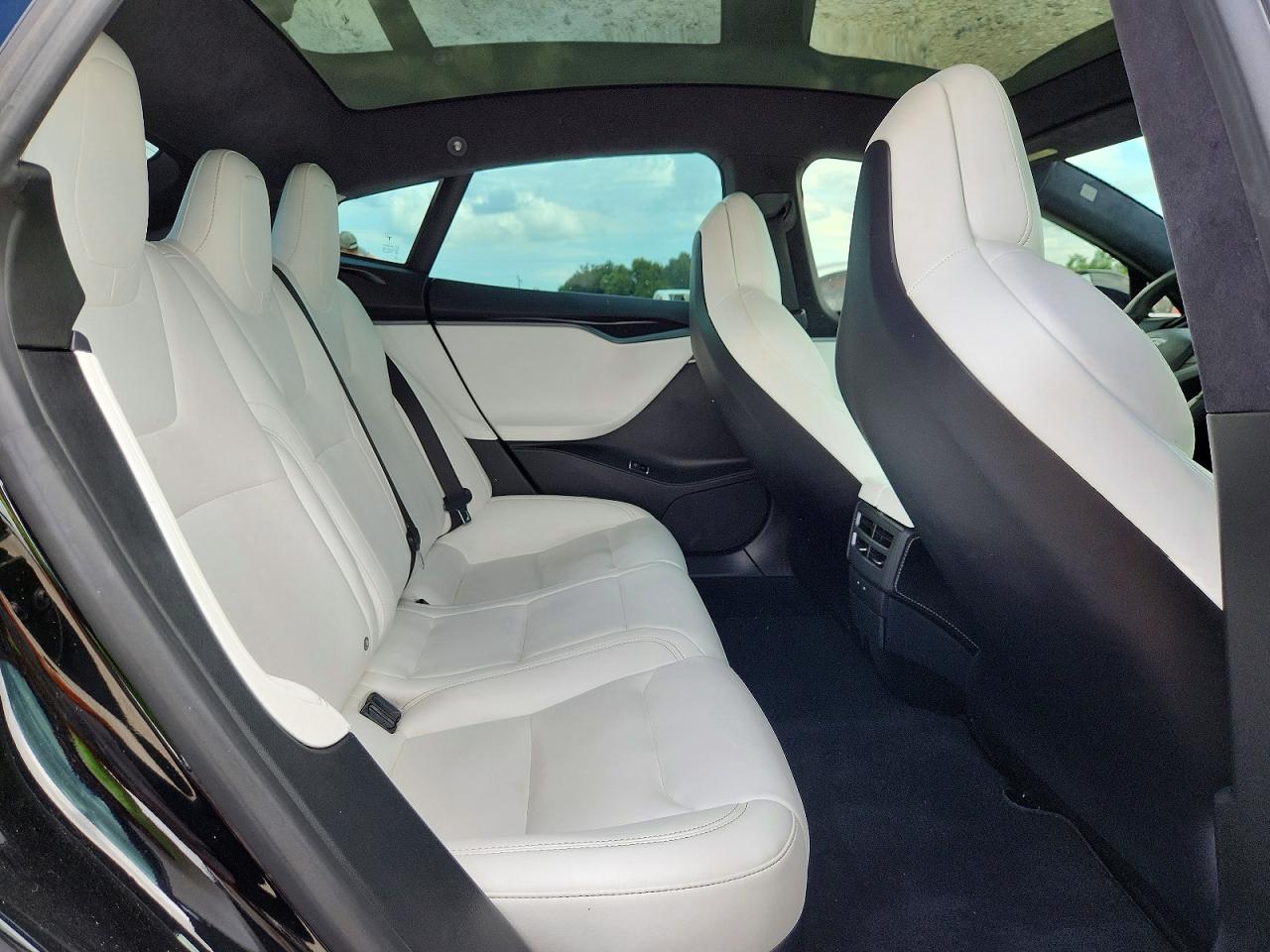 2020 TESLA MODEL S