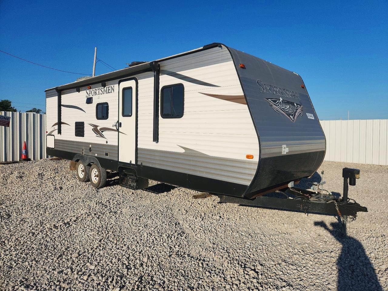 2016 KZ RV