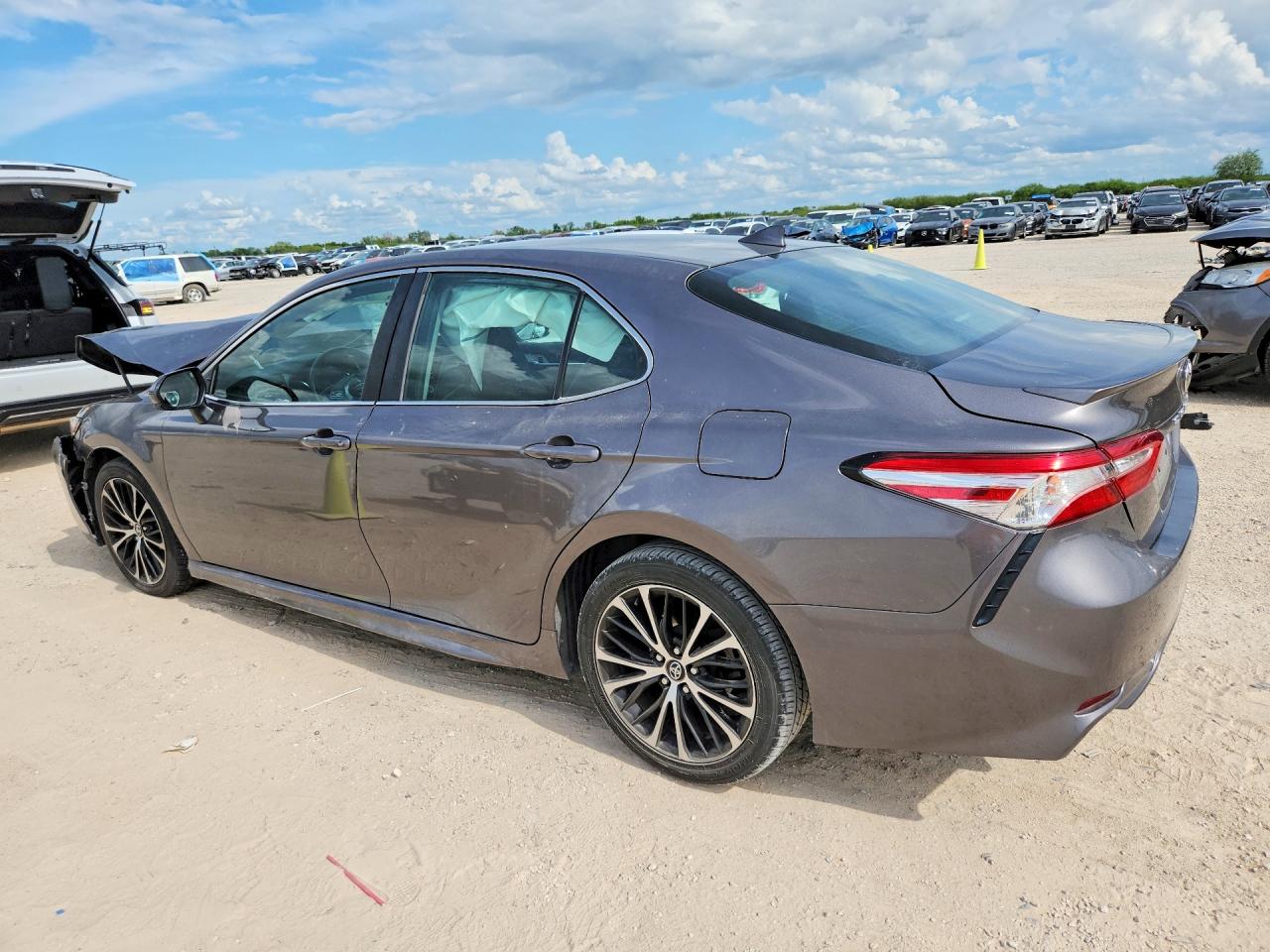 2020 TOYOTA CAMRY