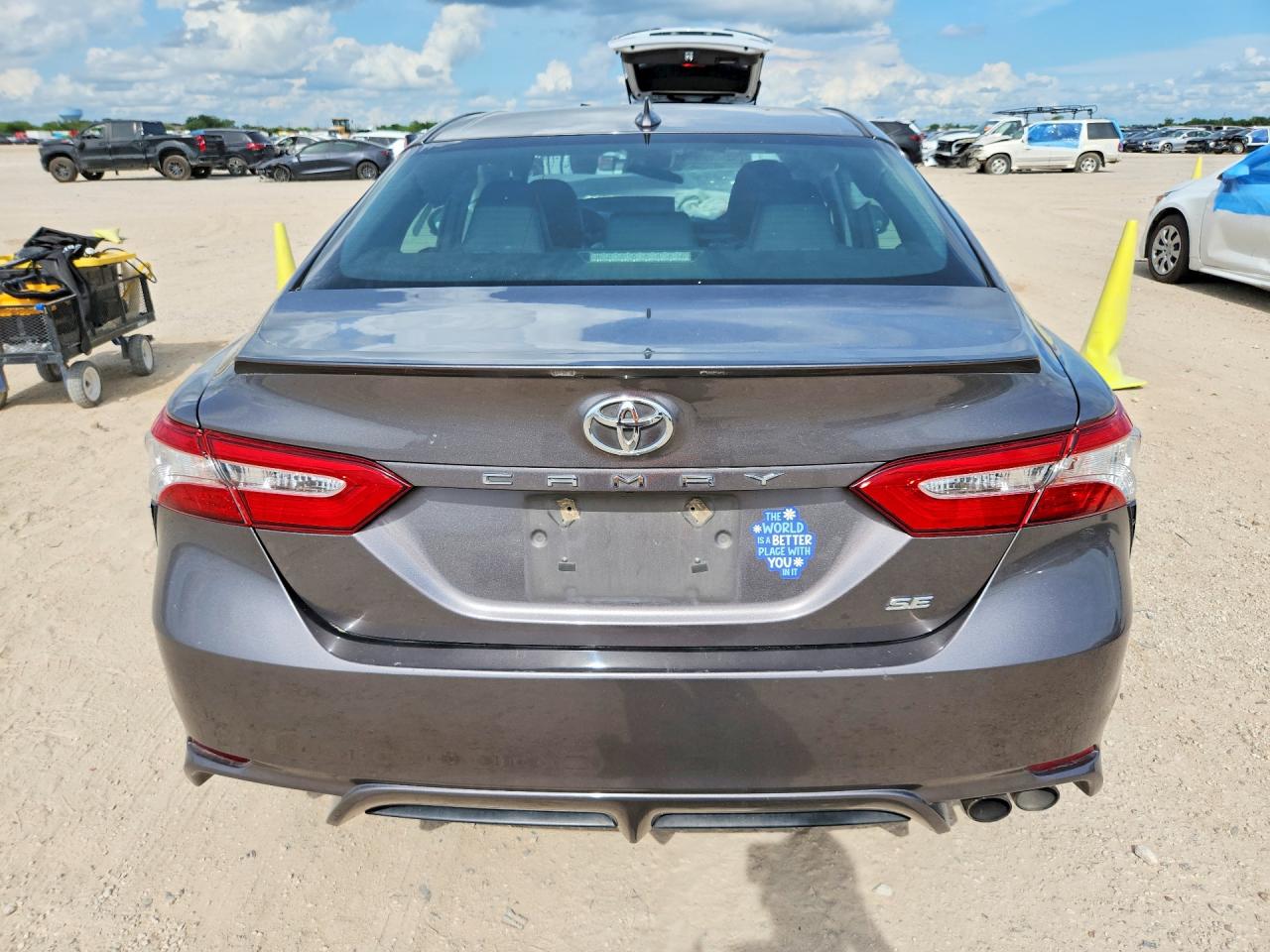 2020 TOYOTA CAMRY