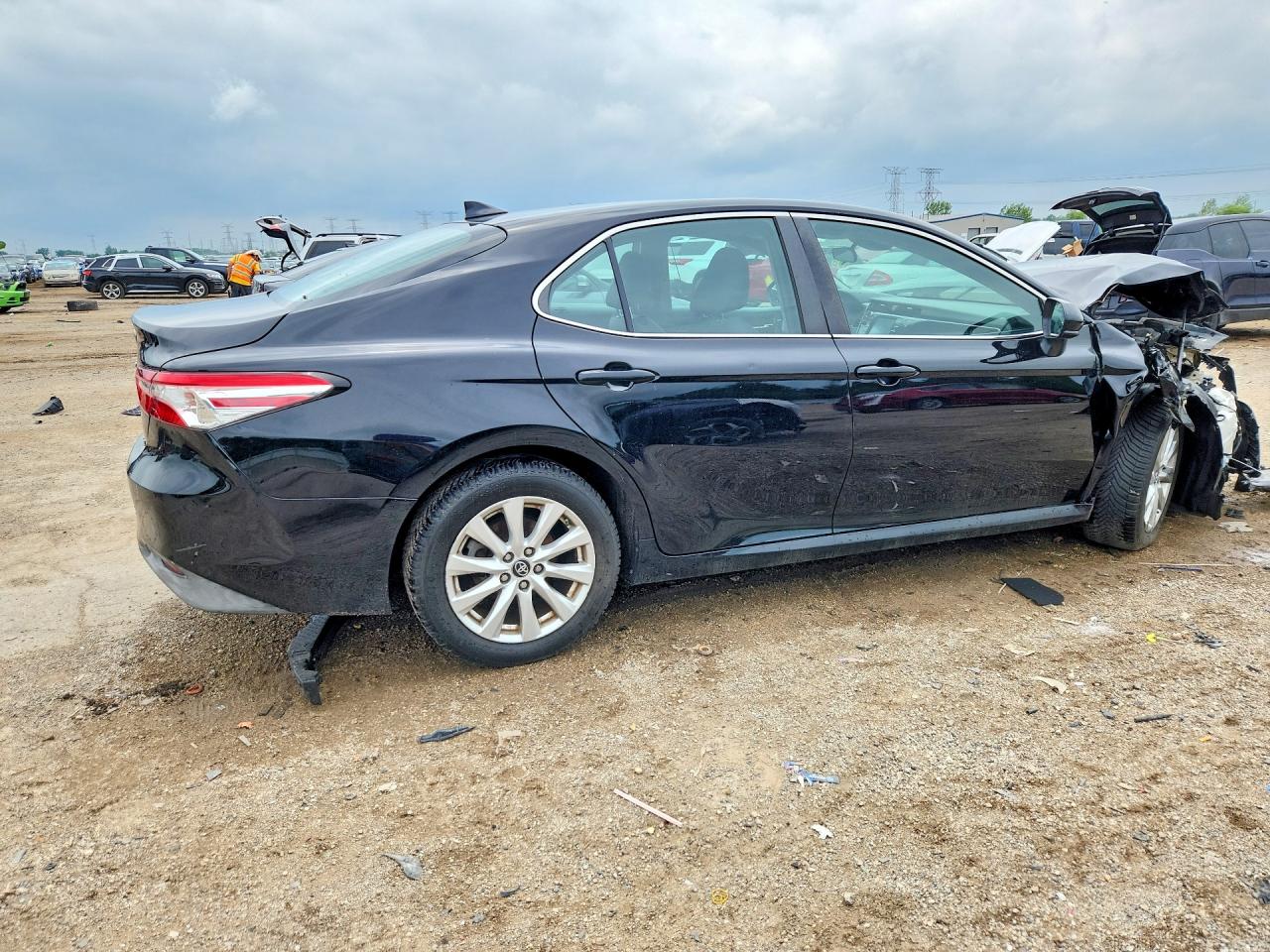 2019 TOYOTA CAMRY