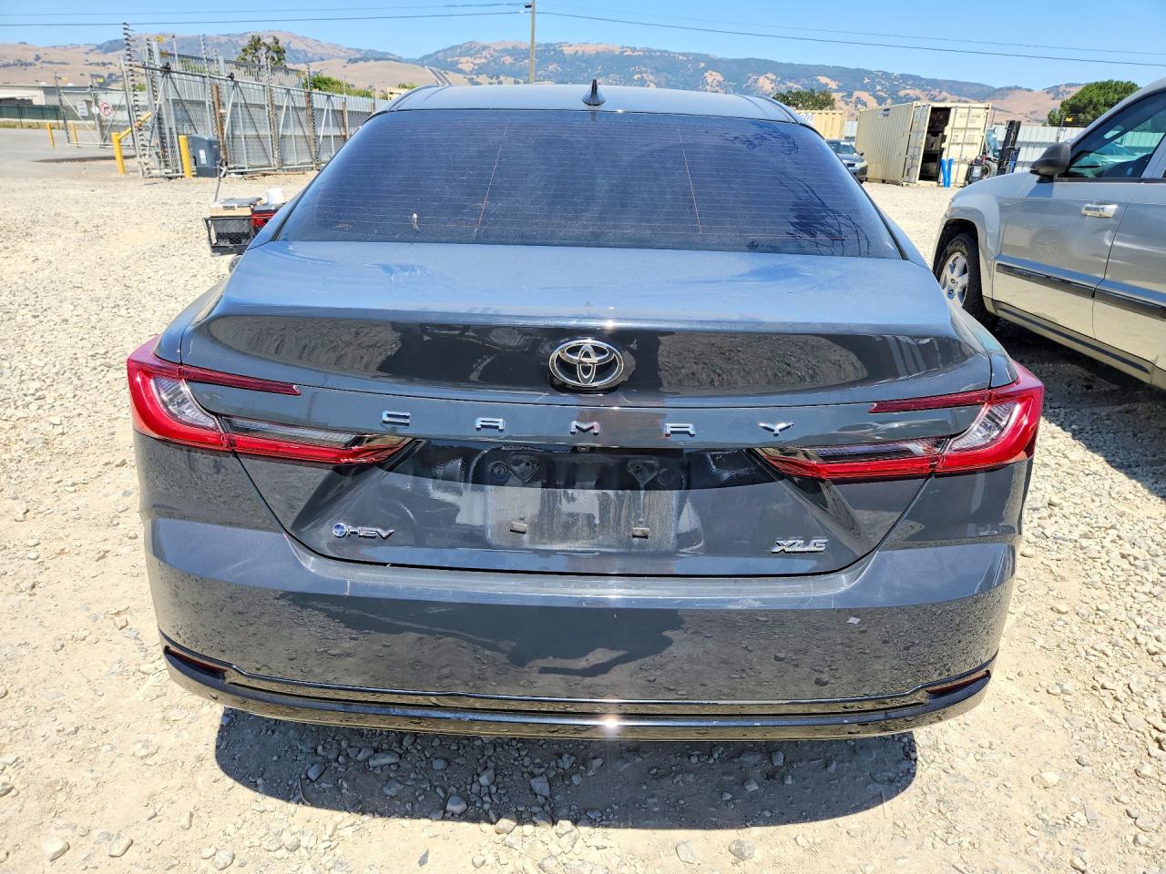 2025 TOYOTA CAMRY