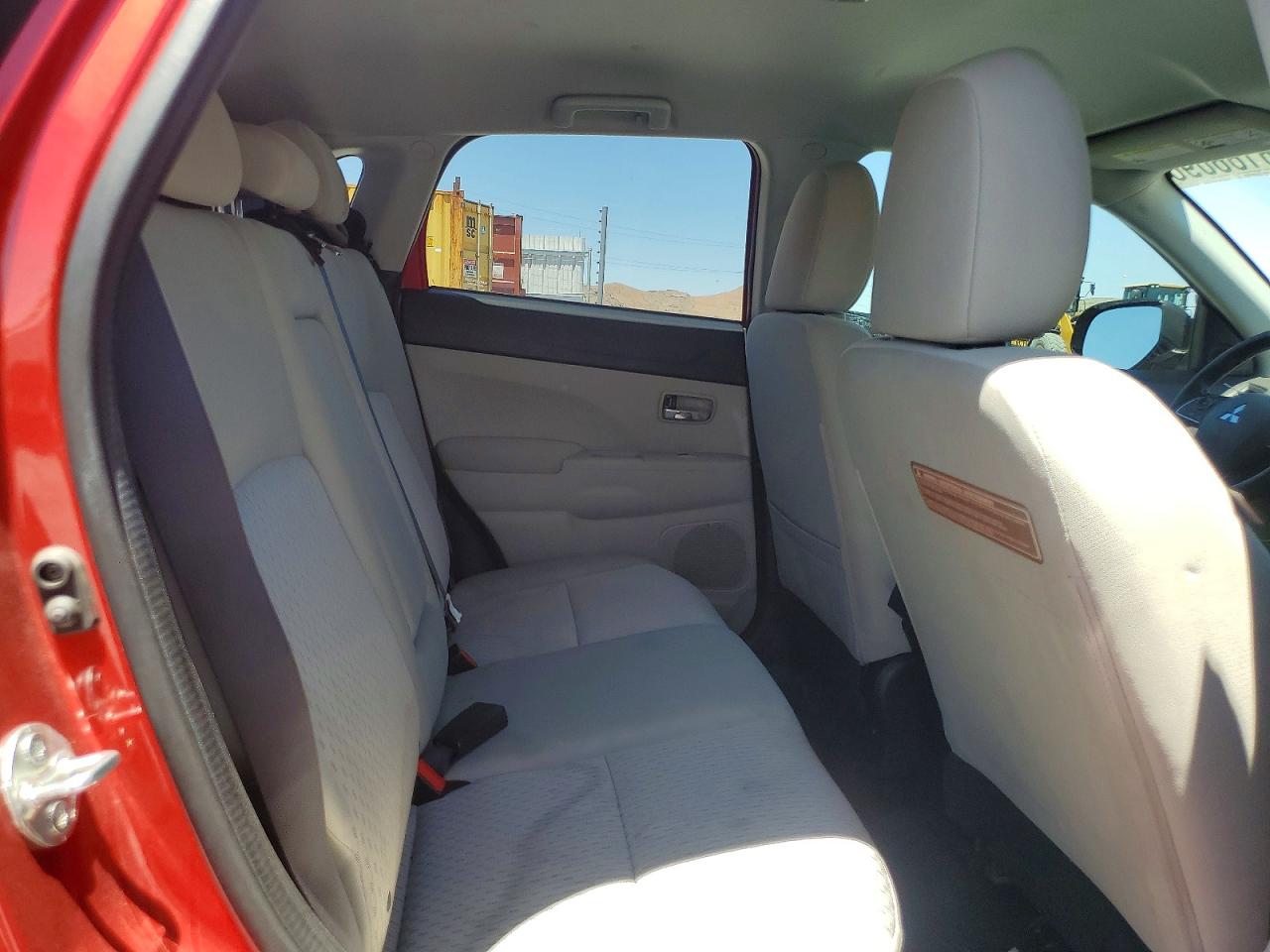 2017 MITSUBISHI OUTLANDER