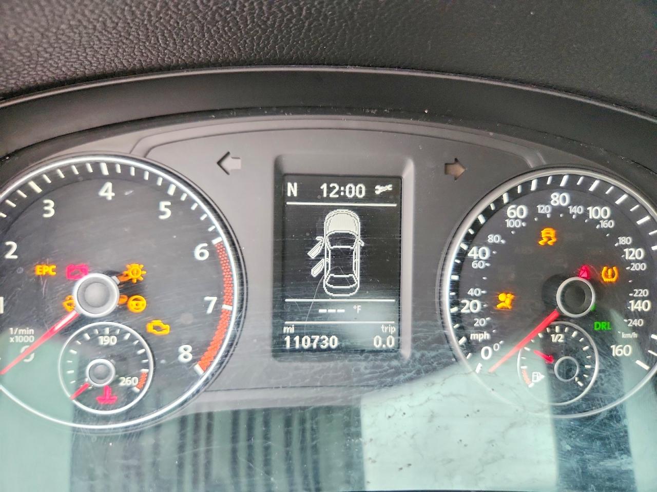 2014 VOLKSWAGEN PASSAT