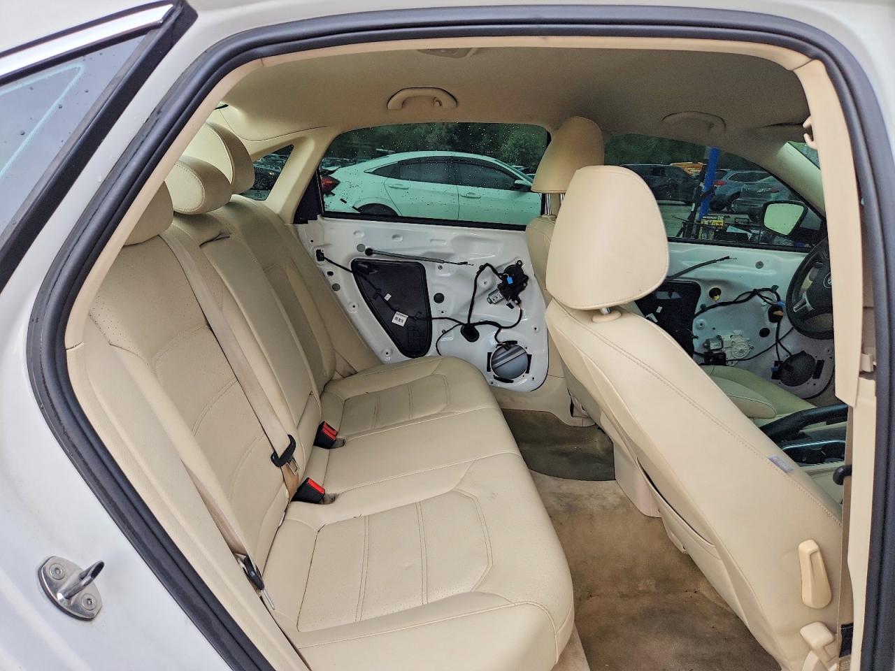 2014 VOLKSWAGEN PASSAT