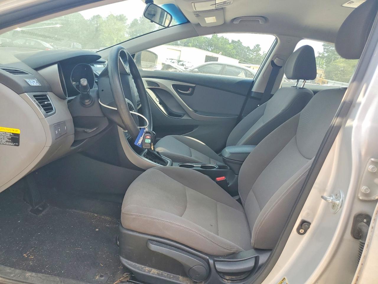 2014 HYUNDAI ELANTRA
