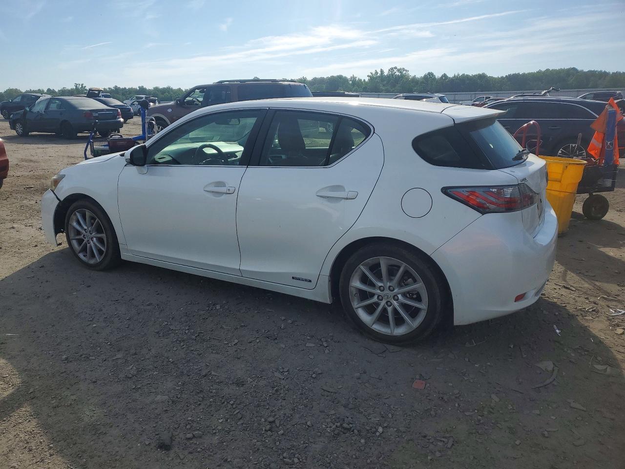 2013 LEXUS CT 200
